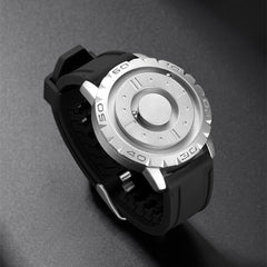 Men Round Pointer Quartz Watch Close up