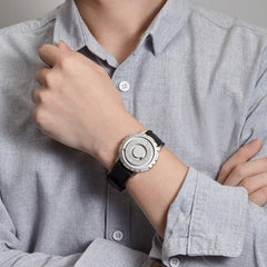 Men Round Pointer Quartz Watch front